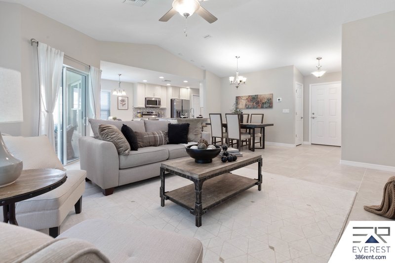 FULLY FENCED, LIKE NEW 3/2/2 IN DESIRABLE PINE LAKES property image