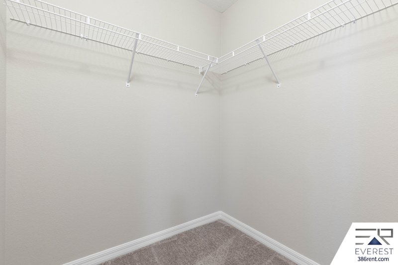 FULLY FENCED, LIKE NEW 3/2/2 IN DESIRABLE PINE LAKES property image