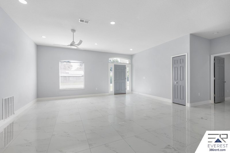 FULLY FENCED, CUSTOM BUILT 3/2/2 IN DESIRABLE INDIAN TRAILS property image