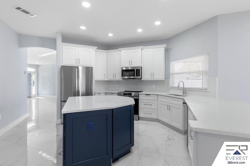 FULLY FENCED, CUSTOM BUILT 3/2/2 IN DESIRABLE INDIAN TRAILS property image