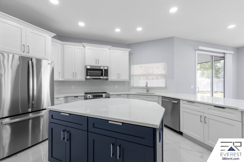 FULLY FENCED, CUSTOM BUILT 3/2/2 IN DESIRABLE INDIAN TRAILS property image