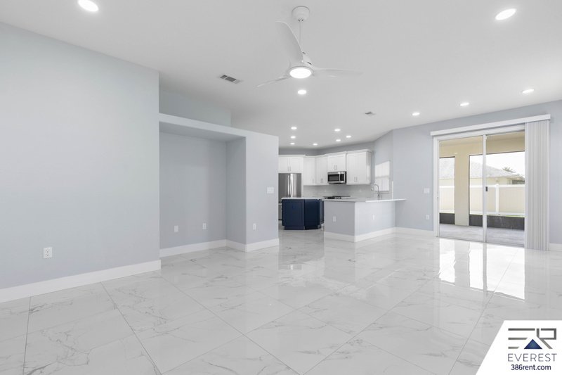 FULLY FENCED, CUSTOM BUILT 3/2/2 IN DESIRABLE INDIAN TRAILS property image