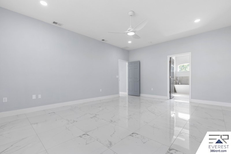 FULLY FENCED, CUSTOM BUILT 3/2/2 IN DESIRABLE INDIAN TRAILS property image