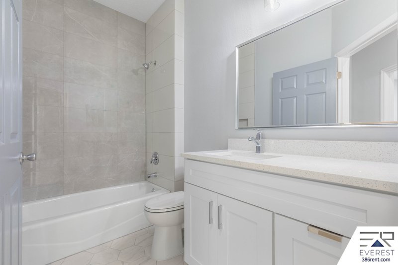 FULLY FENCED, CUSTOM BUILT 3/2/2 IN DESIRABLE INDIAN TRAILS property image