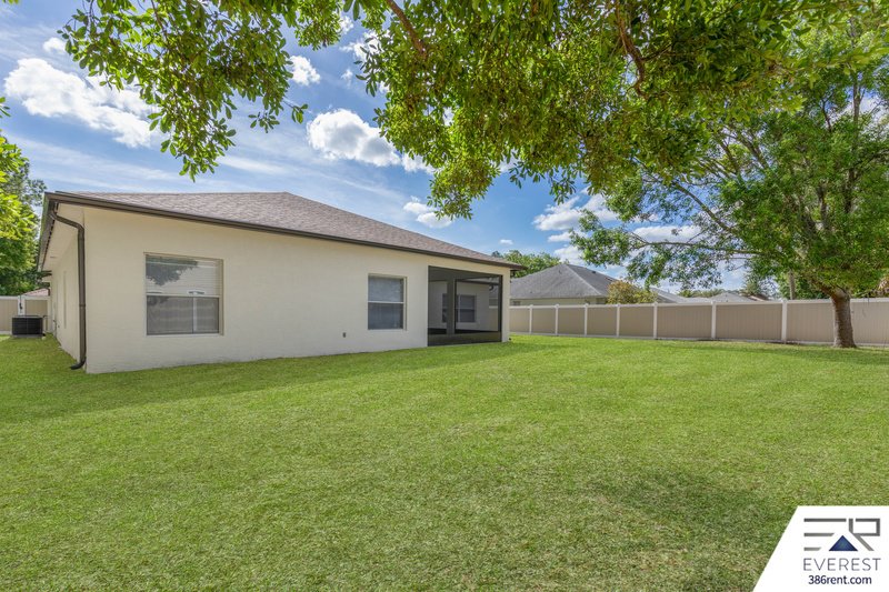 FULLY FENCED, CUSTOM BUILT 3/2/2 IN DESIRABLE INDIAN TRAILS property image