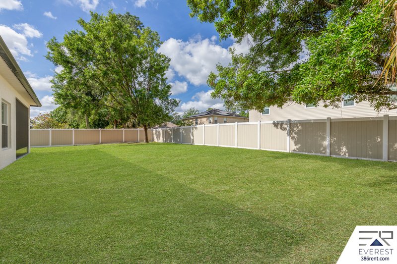 FULLY FENCED, CUSTOM BUILT 3/2/2 IN DESIRABLE INDIAN TRAILS property image