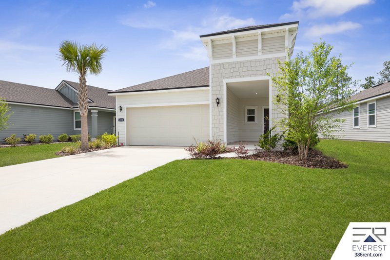 BRAND NEW 3/2/2 IN SEMINOLE PALMS COMMUNITY property image