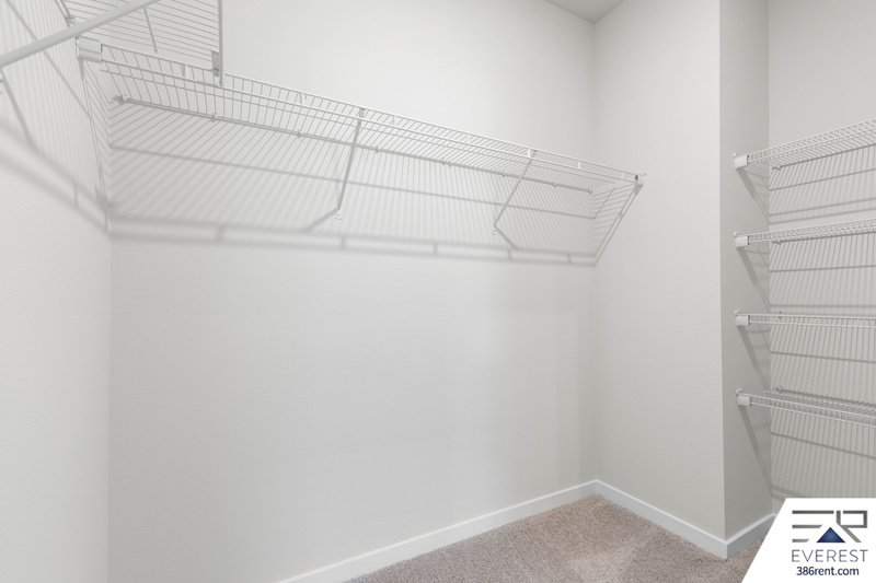 BRAND NEW 3/2/2 IN SEMINOLE PALMS COMMUNITY property image