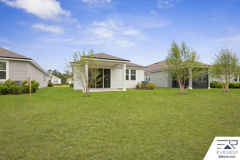 BRAND NEW 3/2/2 IN SEMINOLE PALMS COMMUNITY property image