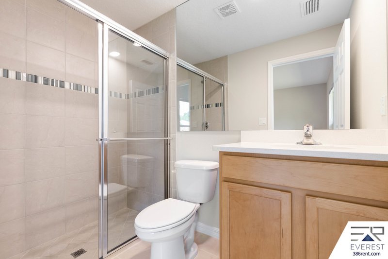 LIKE NEW 3/2/1 TOWNHOUSE ON A CUL DE SAC IN BEAUTIFUL SEMINOLE WOODS property image