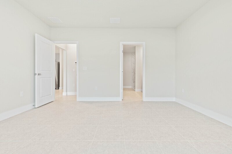 FULLY FENCED, LIKE NEW 3/2/2 ON A CUL DE SAC IN DESIRABLE INDIAN TRAILS property image