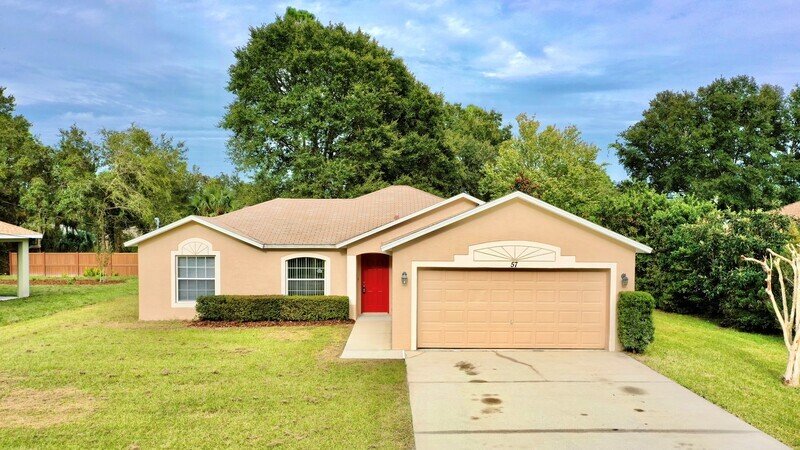 SPACIOUS, LIKE NEW 4/2/2 IN POPULAR PINE GROVE property image