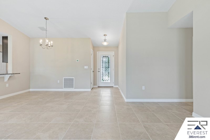 FULLY FENCED 3/2/2 IN DESIRABLE QUAIL HOLLOW property image