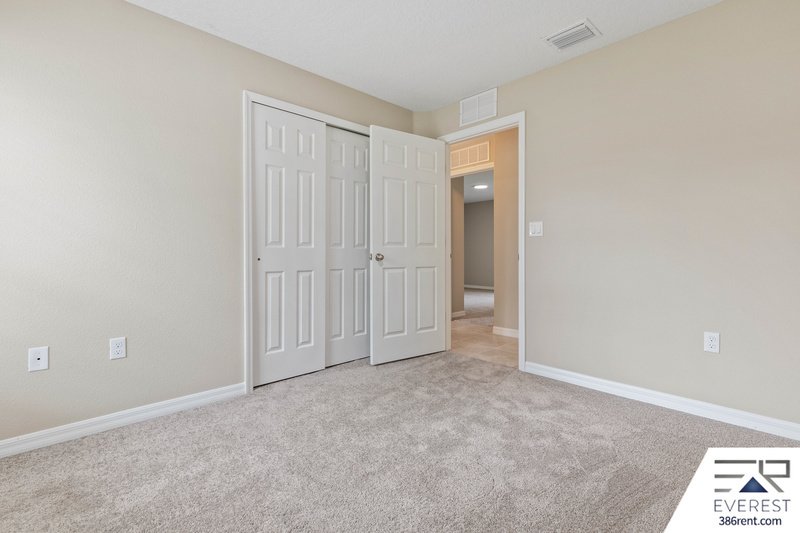 FULLY FENCED 3/2/2 IN DESIRABLE QUAIL HOLLOW property image