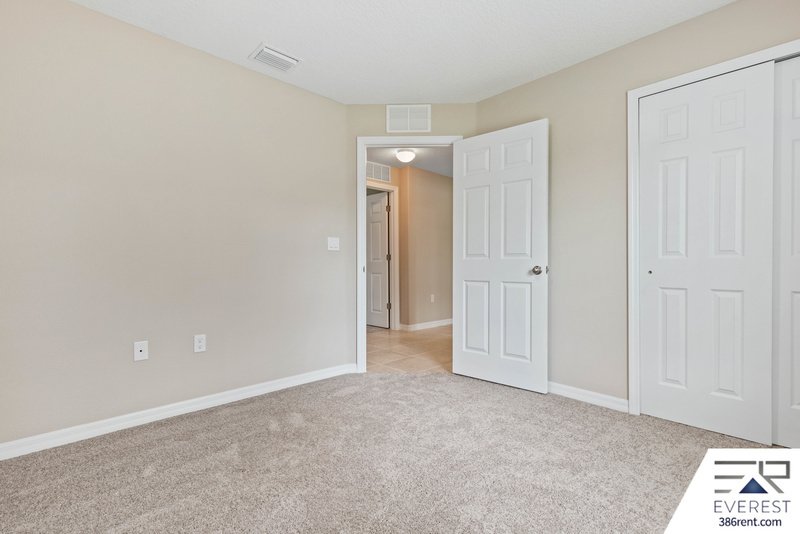 FULLY FENCED 3/2/2 IN DESIRABLE QUAIL HOLLOW property image