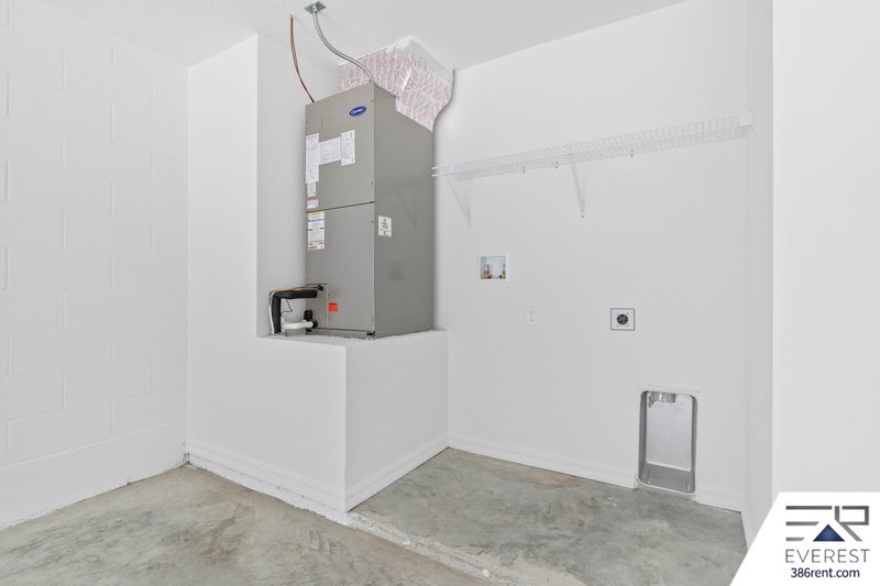 FULLY FENCED 3/2/2 IN DESIRABLE QUAIL HOLLOW property image