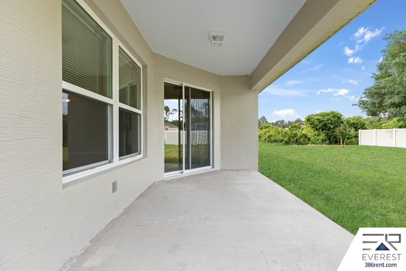 FULLY FENCED 3/2/2 IN DESIRABLE QUAIL HOLLOW property image