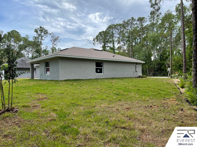 LIKE NEW 4/2/2 ON A CUL DE SAC IN BEAUTIFUL SEMINOLE WOODS property image