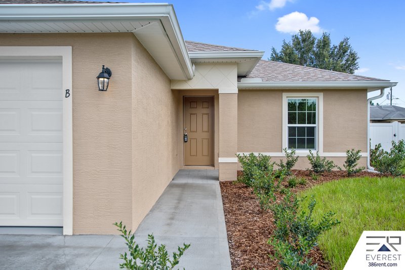 FULLY FENCED 3/2/1 IN DESIRABLE MATANZAS WOODS property image