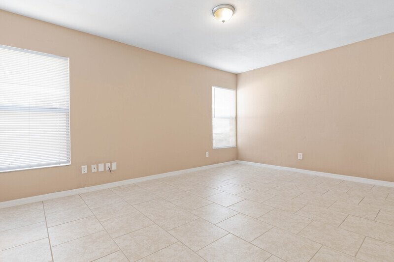 FULLY FENCED 3/2/2 IN FAMOUS DAYTONA BEACH property image