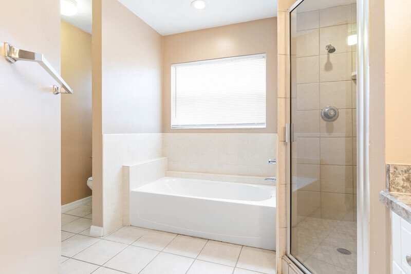 FULLY FENCED 3/2/2 IN FAMOUS DAYTONA BEACH property image