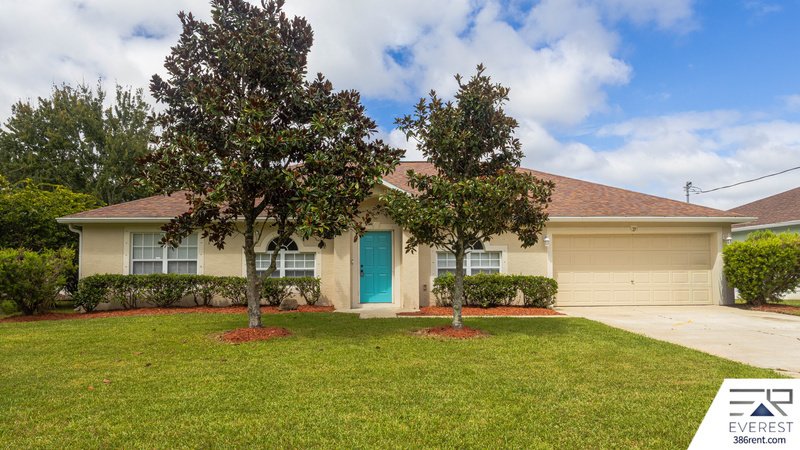 FULLY FENCED 4/2/2 IN DESIRABLE SEMINOLE WOODS property image