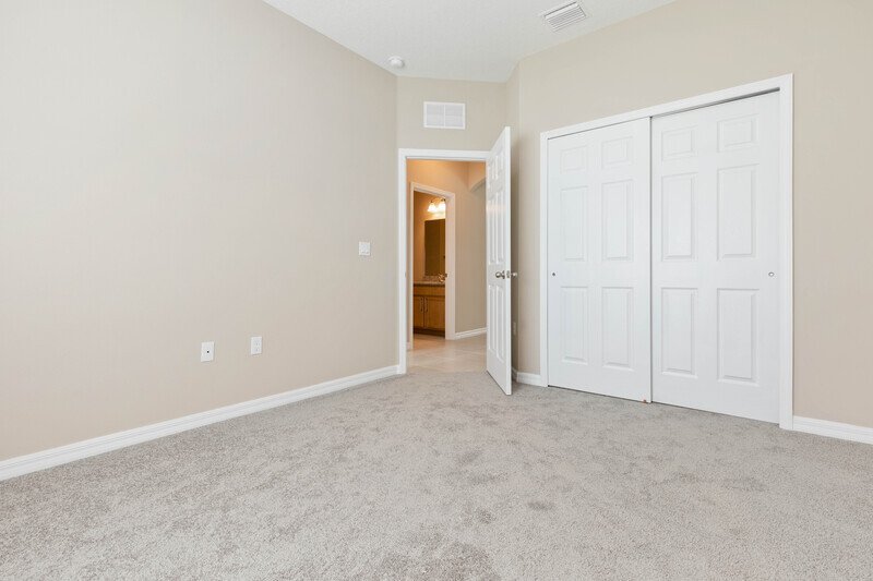 FULLY FENCED, LIKE NEW 3/2/2 IN DESIRABLE PINE GROVE property image