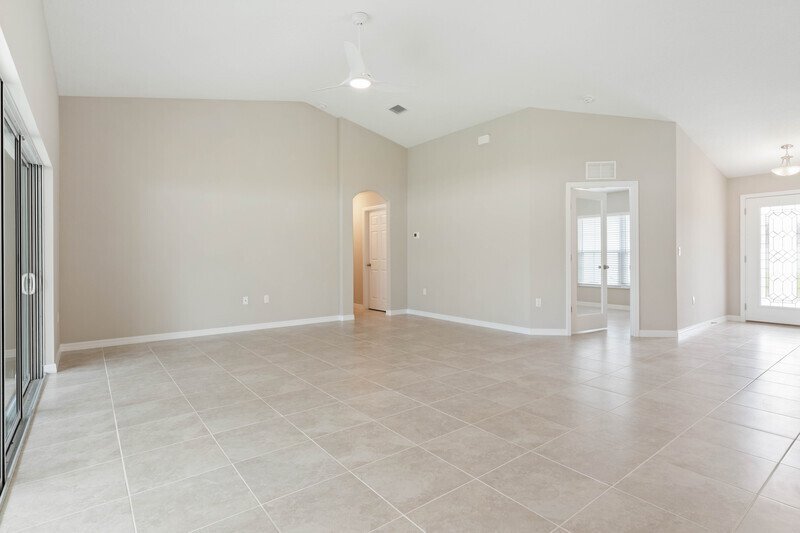FULLY FENCED, LIKE NEW 4/2/2 IN DESIRABLE PINE LAKES property image