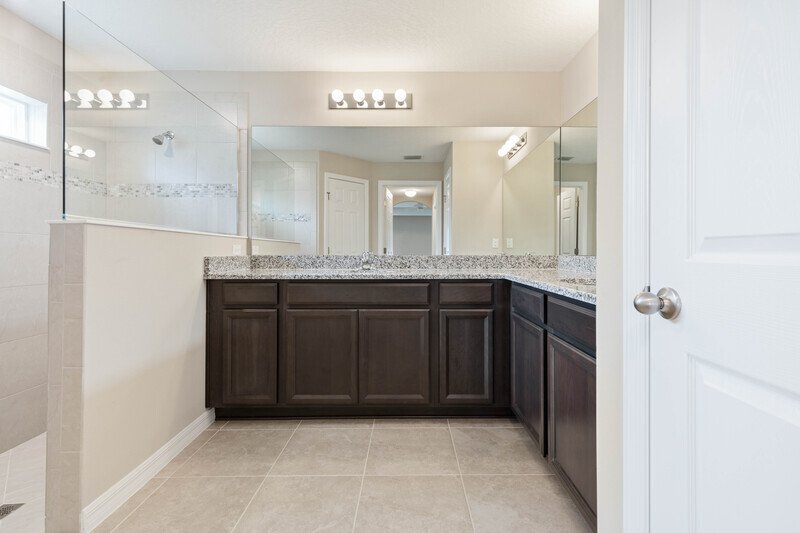 FULLY FENCED, LIKE NEW 4/2/2 IN DESIRABLE PINE LAKES property image