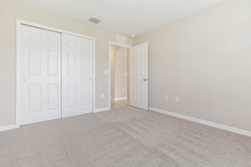 FULLY FENCED, LIKE NEW 4/2/2 IN DESIRABLE PINE LAKES property image