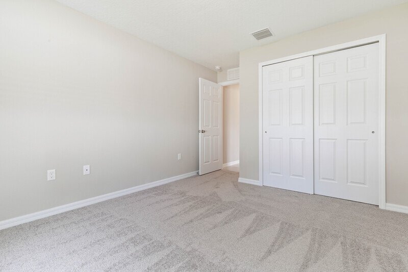 FULLY FENCED, LIKE NEW 4/2/2 IN DESIRABLE PINE LAKES property image