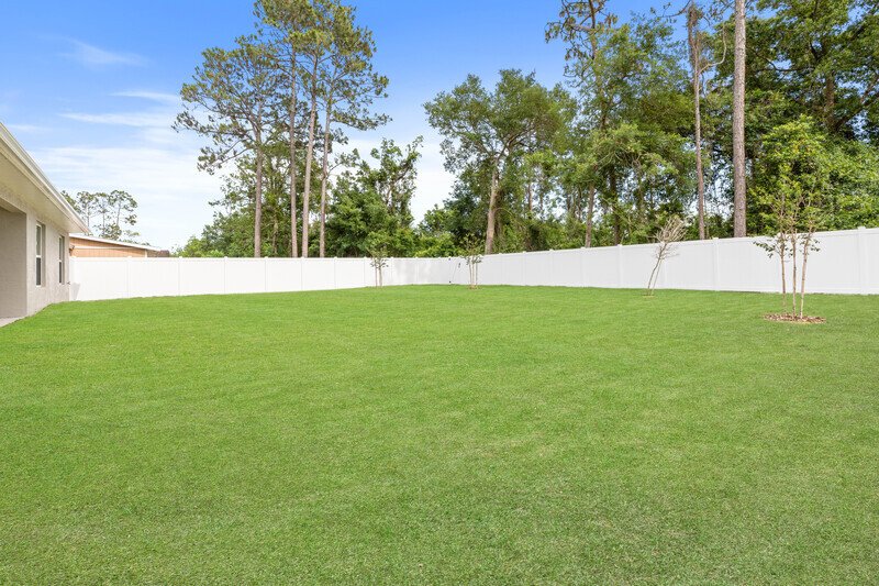 FULLY FENCED, LIKE NEW 4/2/2 IN DESIRABLE PINE LAKES property image