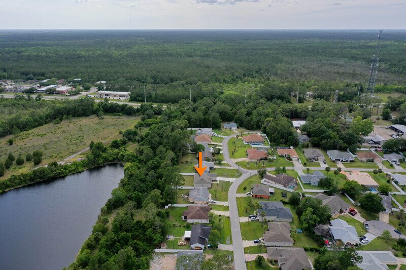 FULLY FENCED, LIKE NEW 4/2/2 IN DESIRABLE PINE LAKES property image