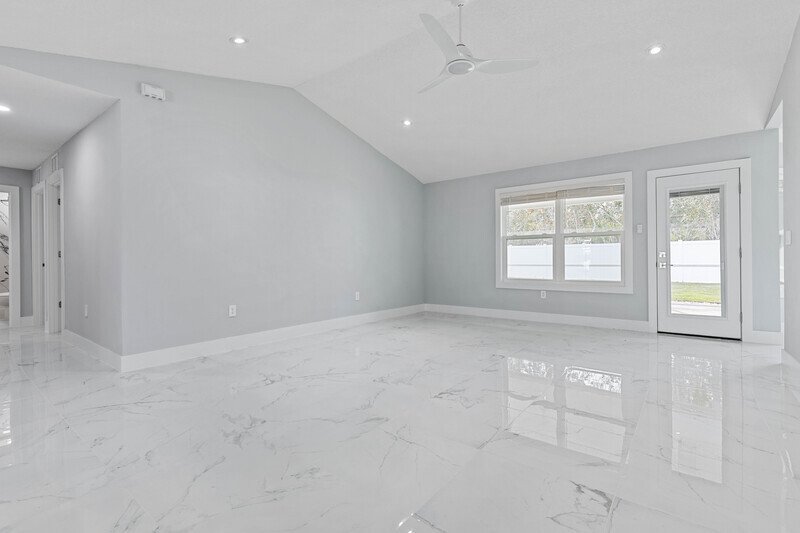 CUSTOM BUILT, FULLY FENCED, NEW REMODEL 4+DEN/2/2 IN DESIRABLE INDIAN TRAILS property image