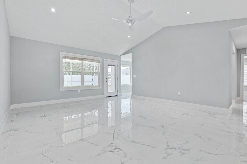 CUSTOM BUILT, FULLY FENCED, NEW REMODEL 4+DEN/2/2 IN DESIRABLE INDIAN TRAILS property image