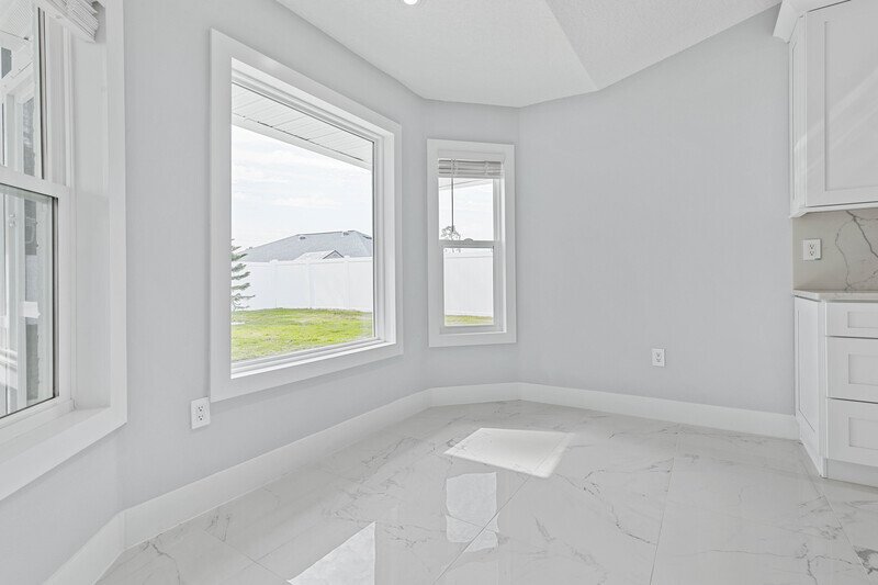 CUSTOM BUILT, FULLY FENCED, NEW REMODEL 4+DEN/2/2 IN DESIRABLE INDIAN TRAILS property image