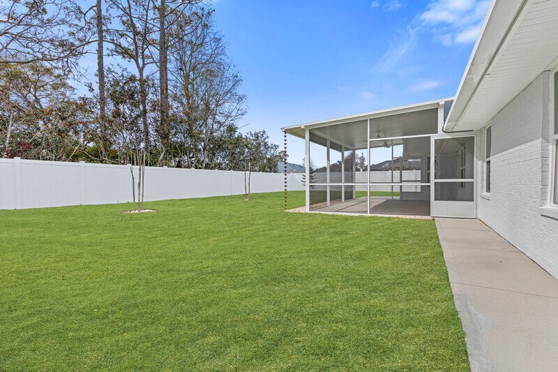 CUSTOM BUILT, FULLY FENCED, NEW REMODEL 4+DEN/2/2 IN DESIRABLE INDIAN TRAILS property image