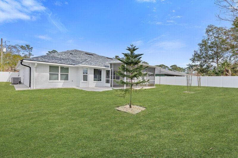 CUSTOM BUILT, FULLY FENCED, NEW REMODEL 4+DEN/2/2 IN DESIRABLE INDIAN TRAILS property image