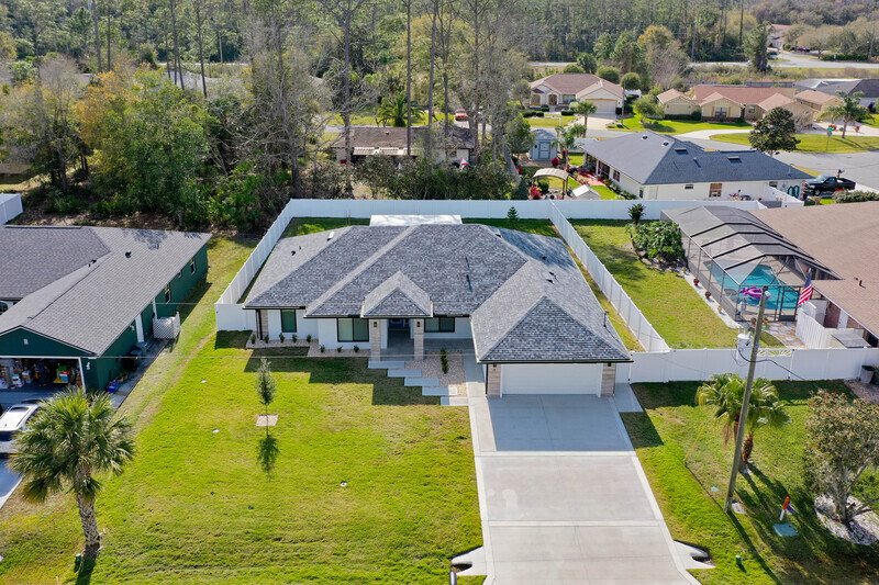 CUSTOM BUILT, FULLY FENCED, NEW REMODEL 4+DEN/2/2 IN DESIRABLE INDIAN TRAILS property image