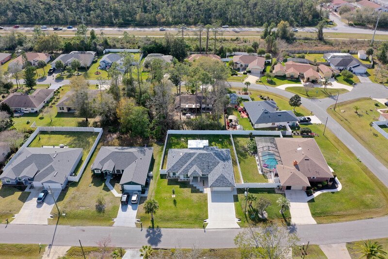 CUSTOM BUILT, FULLY FENCED, NEW REMODEL 4+DEN/2/2 IN DESIRABLE INDIAN TRAILS property image