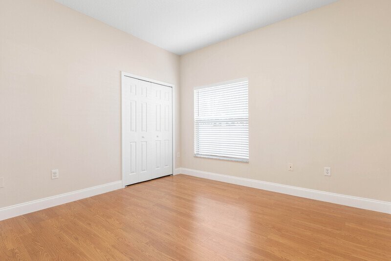 FULLY FENCED, SPACIOUS 3/2/2 ON A CUL DE SAC IN POPULAR LEHIGH WOODS property image