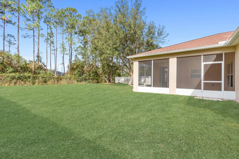 FULLY FENCED, SPACIOUS 3/2/2 ON A CUL DE SAC IN POPULAR LEHIGH WOODS property image