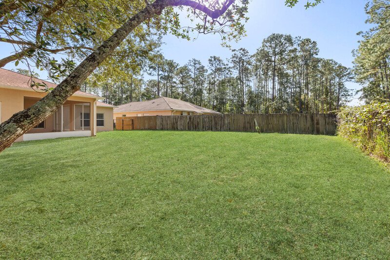 FULLY FENCED, SPACIOUS 3/2/2 ON A CUL DE SAC IN POPULAR LEHIGH WOODS property image