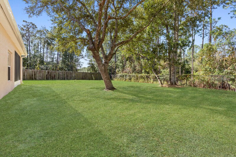 FULLY FENCED, SPACIOUS 3/2/2 ON A CUL DE SAC IN POPULAR LEHIGH WOODS property image