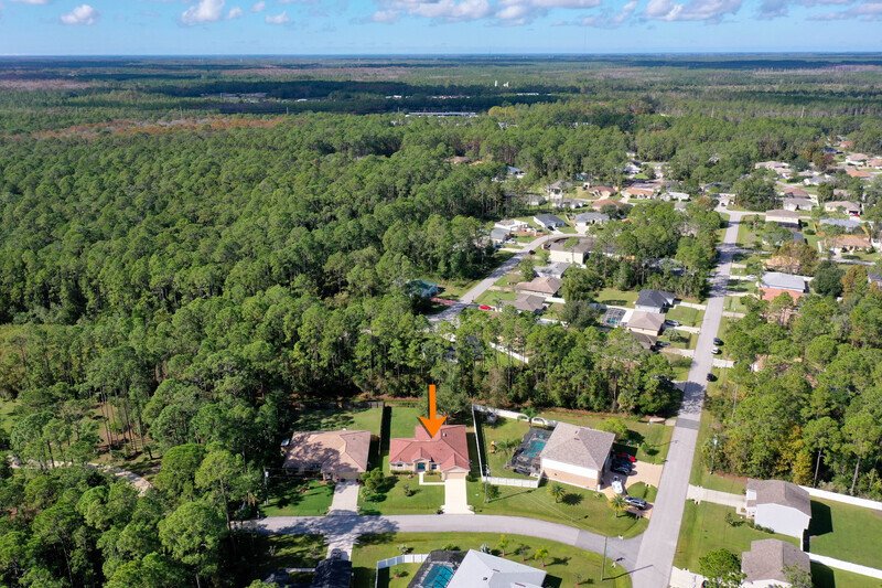 FULLY FENCED, SPACIOUS 3/2/2 ON A CUL DE SAC IN POPULAR LEHIGH WOODS property image