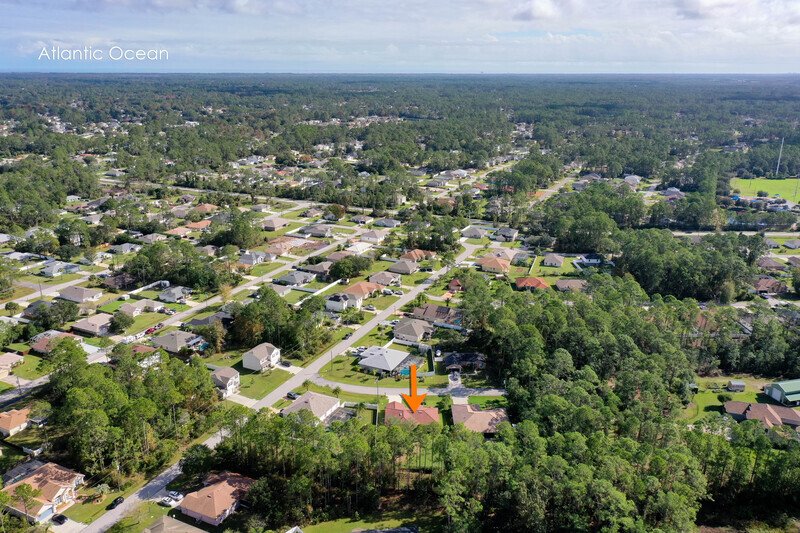 FULLY FENCED, SPACIOUS 3/2/2 ON A CUL DE SAC IN POPULAR LEHIGH WOODS property image