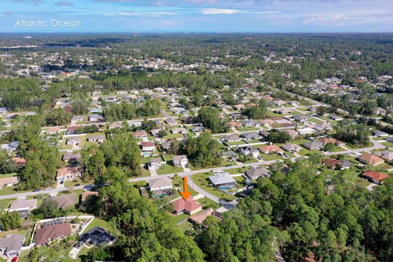 FULLY FENCED, SPACIOUS 3/2/2 ON A CUL DE SAC IN POPULAR LEHIGH WOODS property image