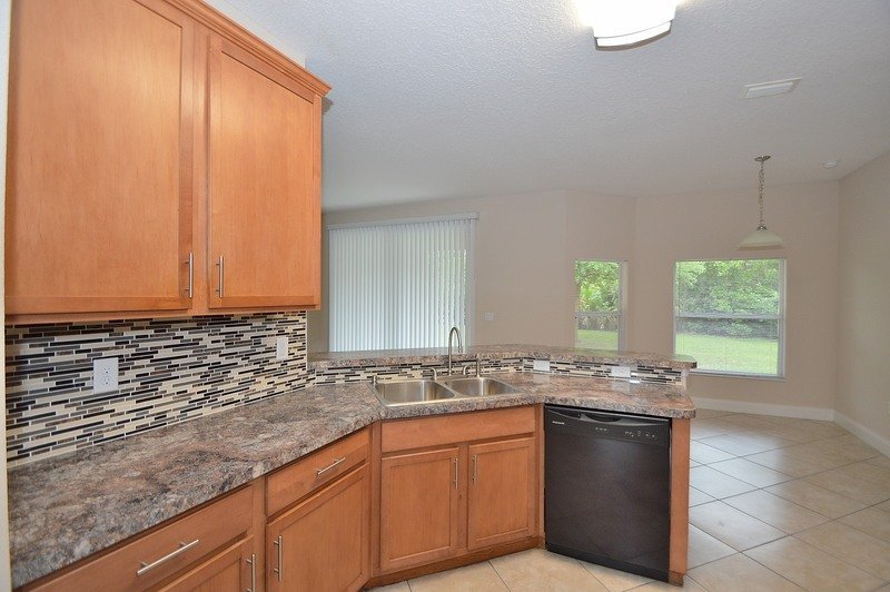 SPACIOUS 4/2/2 IN DESIRABLE MATANZAS WOODS property image