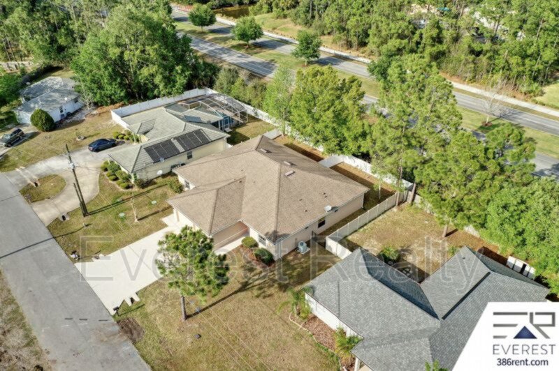 FULLY FENCED 3/2/2 TOWN HOME IN THE HEART OF PALM COAST property image