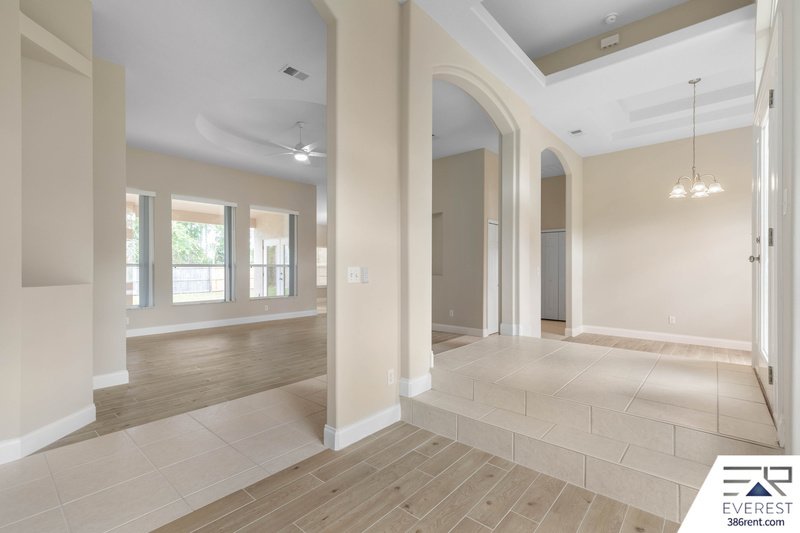 NEWLY REMODELED, FULLY FENCED 3/2/2 ON A CUL DE SAC IN PINE LAKES property image